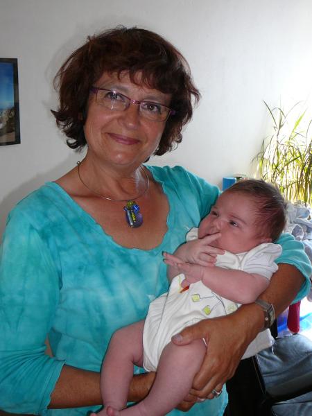 Melvin dans les bras de Nicole